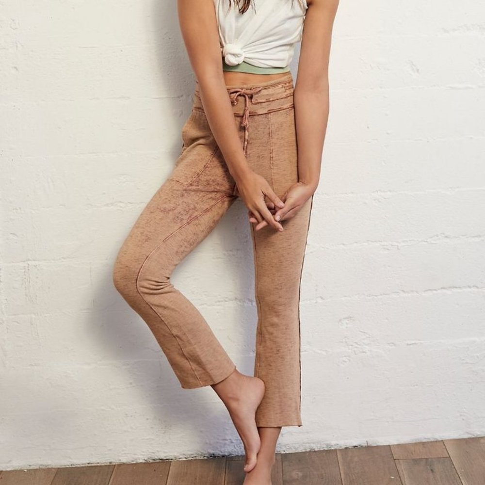 Free Peopl High-Rise 7/8 Solid Wild Side Flare Leggings